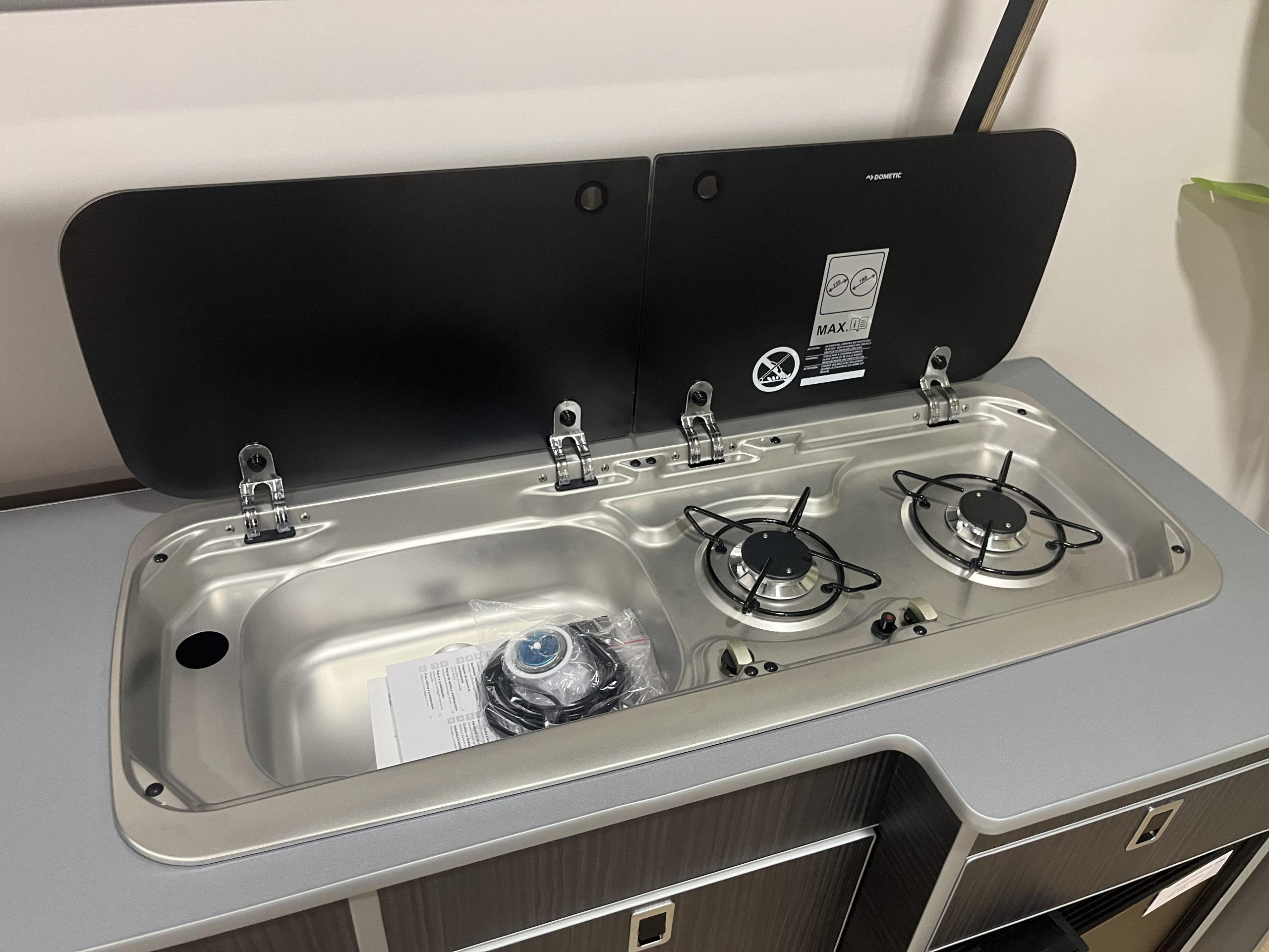 Kookspoelcombinatie Dometic HSG 2370 L